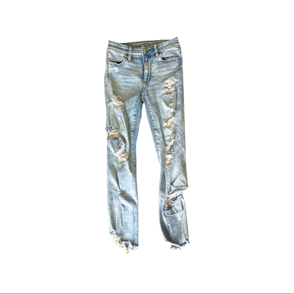 Distressed American eagle jeans